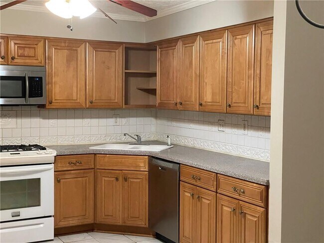 Building Photo - 906 Parkaire Crossing