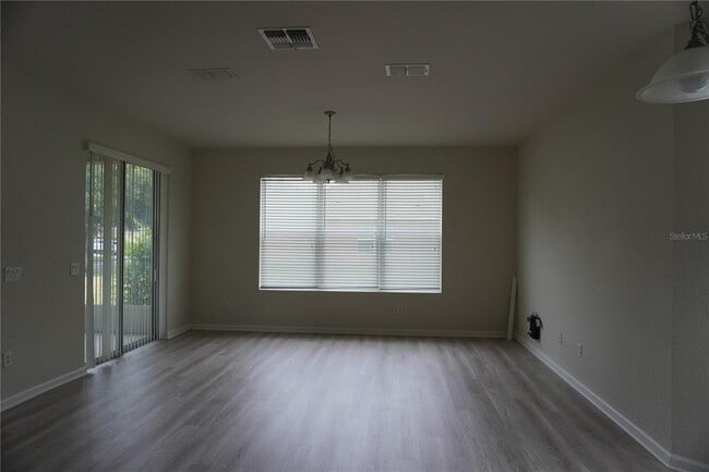 Building Photo - 4761 SW 41st St