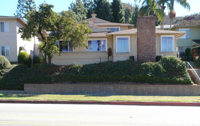 Building Photo - 1566 N Verdugo Rd
