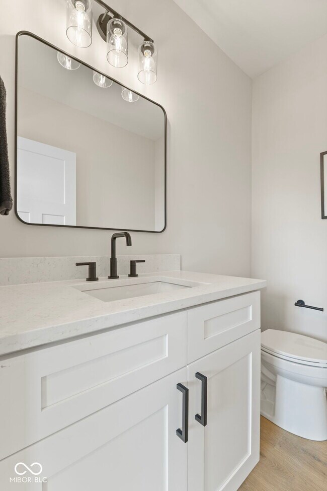 Building Photo - 1405 Deloss St