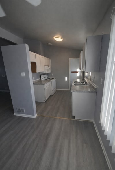 Building Photo - 3716 Lynn St