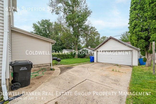 Building Photo - 617 N Superior St