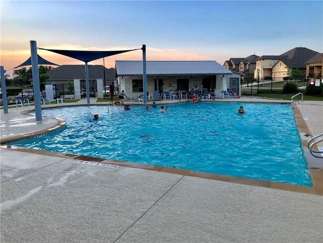 Building Photo - 12105 Harpster Bend