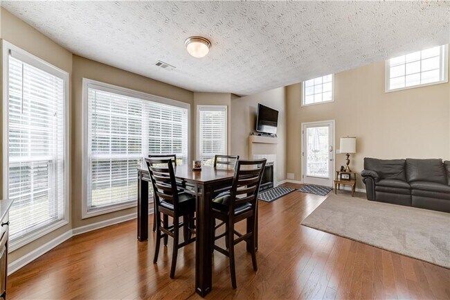 Building Photo - 13226 Aventide Ln