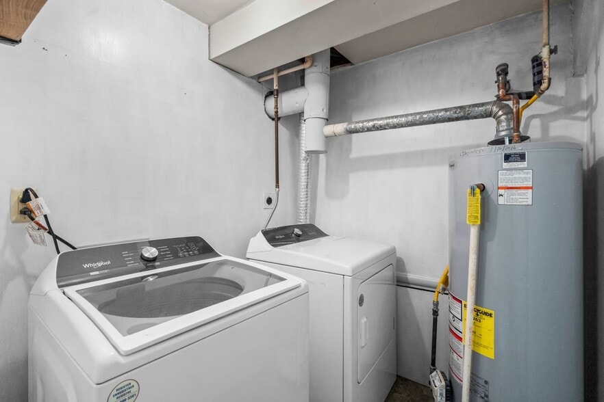 Building Photo - 9496 Convent Ln