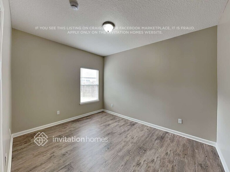 Building Photo - 1322 Ivyhedge Ave