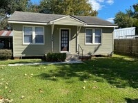 Building Photo - 115 Woodrow St