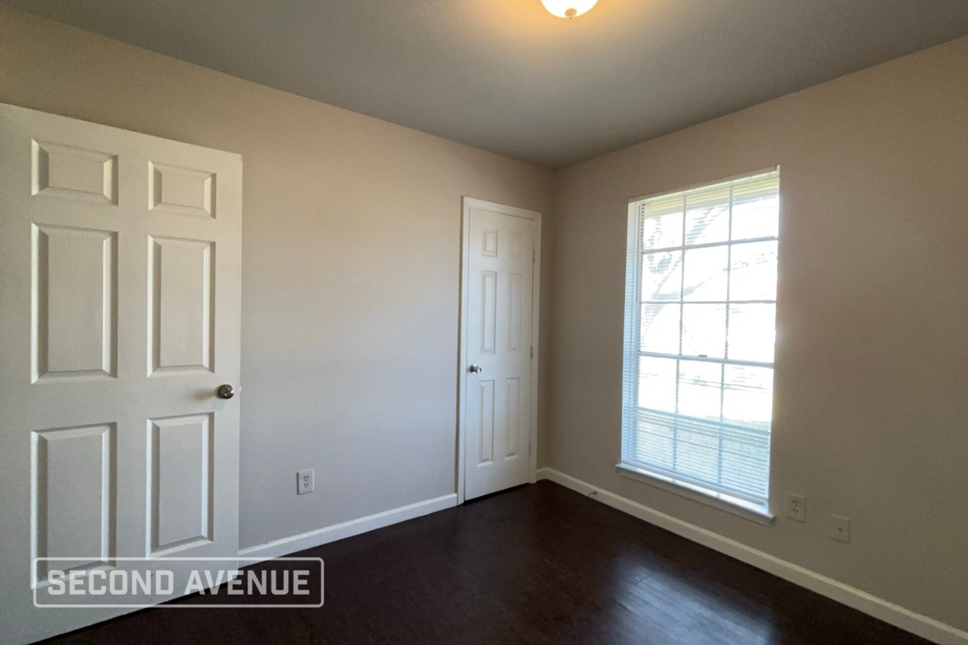 Building Photo - 3302 Charriton Dr