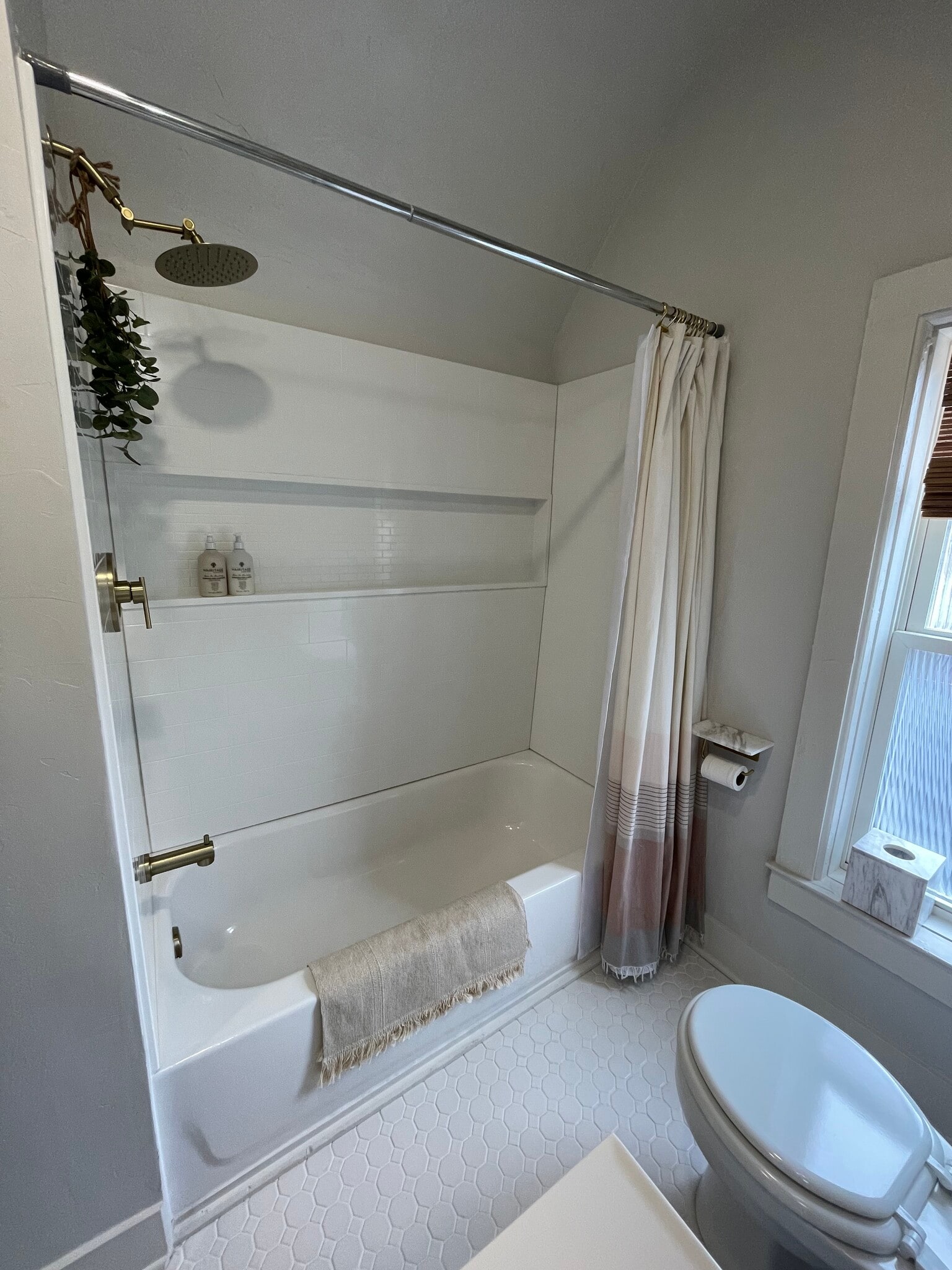 Building Photo - 502 Woodworth Ave