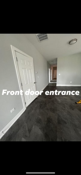 Primary Photo - 1427 S Tripp Ave