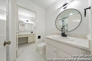 Building Photo - 7815 Broadway St