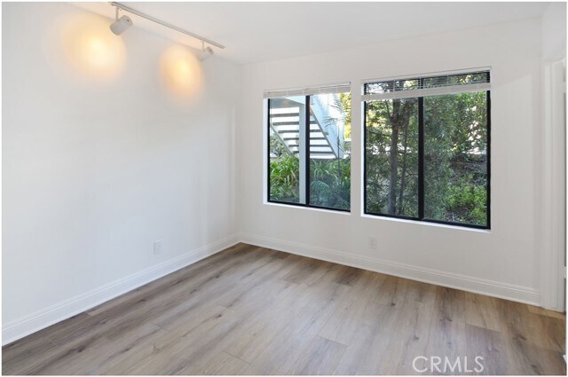 Building Photo - 2119 Calle Ola Verde