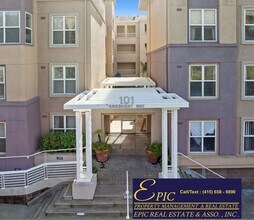 Building Photo - Epic REA – 3 parking spaces !!Top Floor Co...
