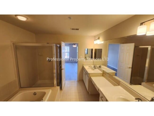 Building Photo - Price Correction! Luxury Townhome In The Villages Of Urbana