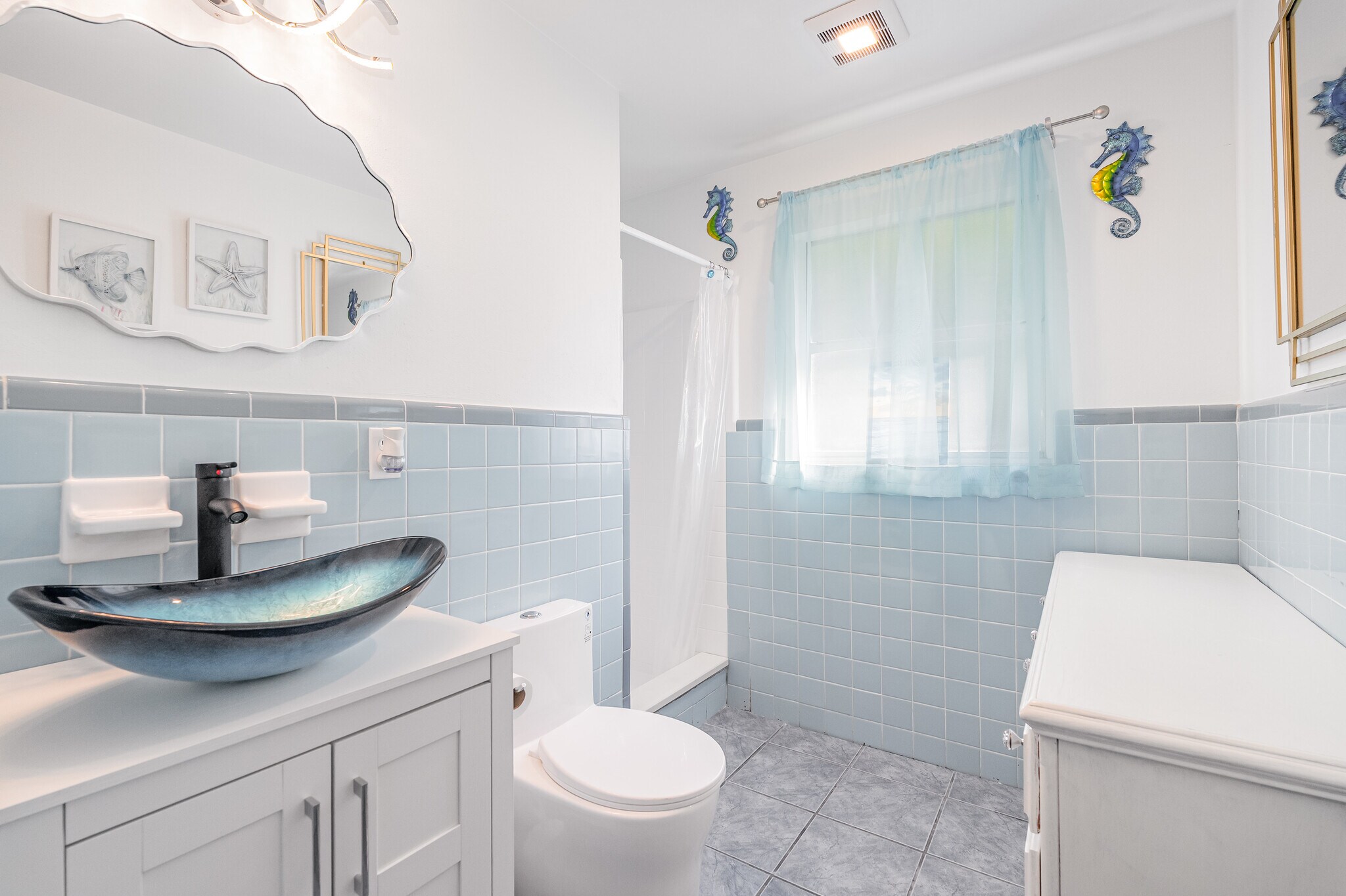 Building Photo - 279 S Brevard Ave