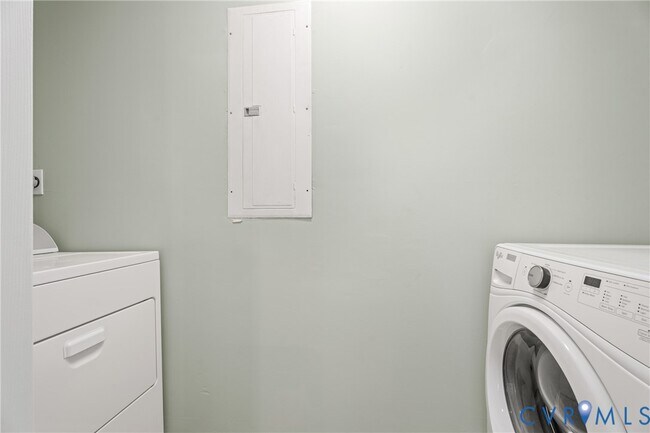 Building Photo - 11101 Timonium Dr