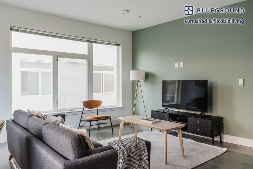 Building Photo - 622 Rainier Ave S