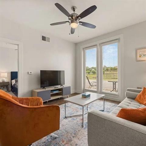 Building Photo - 7200 Easy Wind Dr