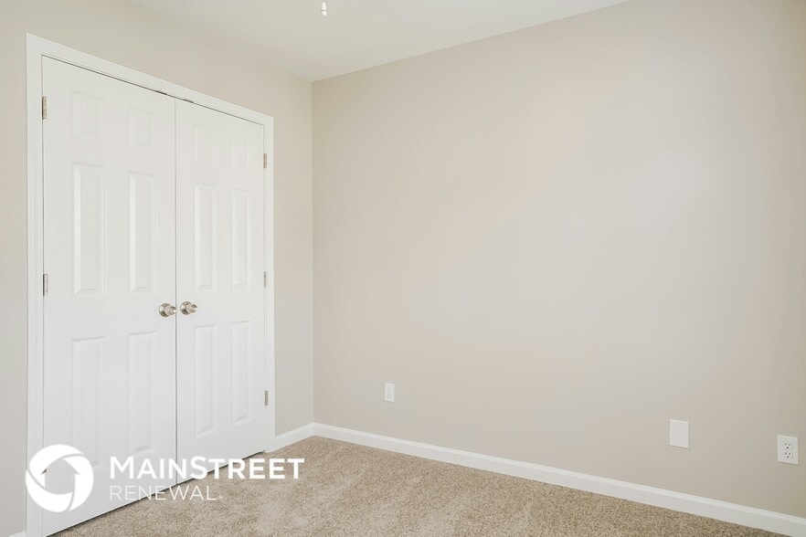 Building Photo - 4917 Windblown Ct