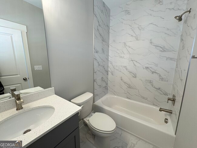 Building Photo - 1104 Thomas St