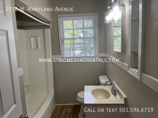 Building Photo - 2918 Maryland Ave