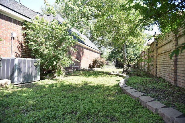 Building Photo - 14103 Owens Rd