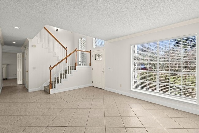 Building Photo - 22919 Garden Canyon Dr