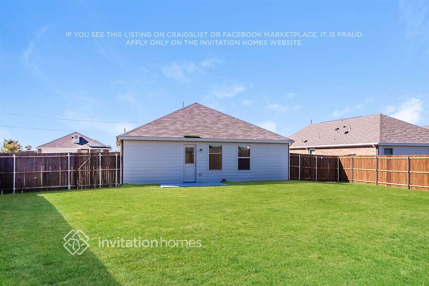 Building Photo - 2800 Spring Time Dr