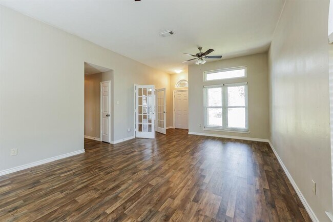 Building Photo - 7619 Danehill Dr