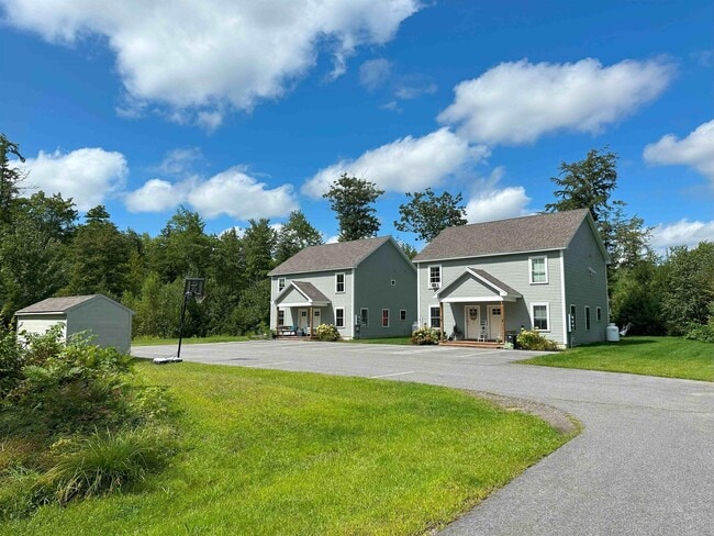 Building Photo - 8 B Sedona Dr