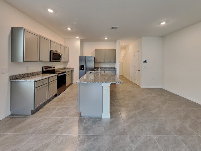 Building Photo - 1246 Lido Dr