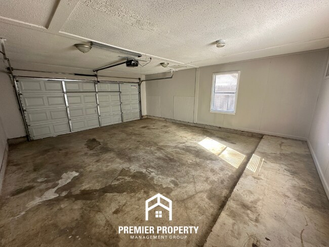 Building Photo - 4230 Runningbrook Cir