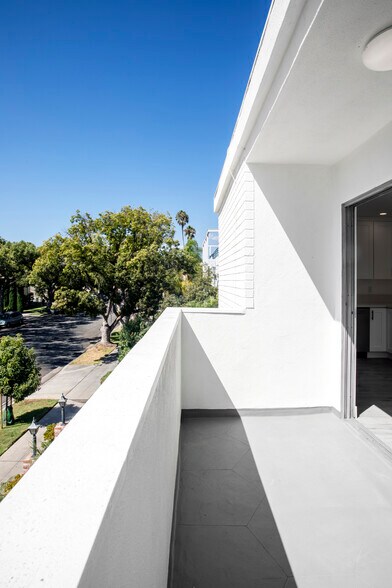 Building Photo - 1345 18th St