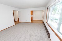 Building Photo - Minnehaha Apartments | 3628