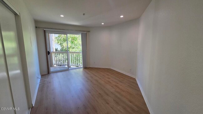 Building Photo - 697 Sutton Crest Trail