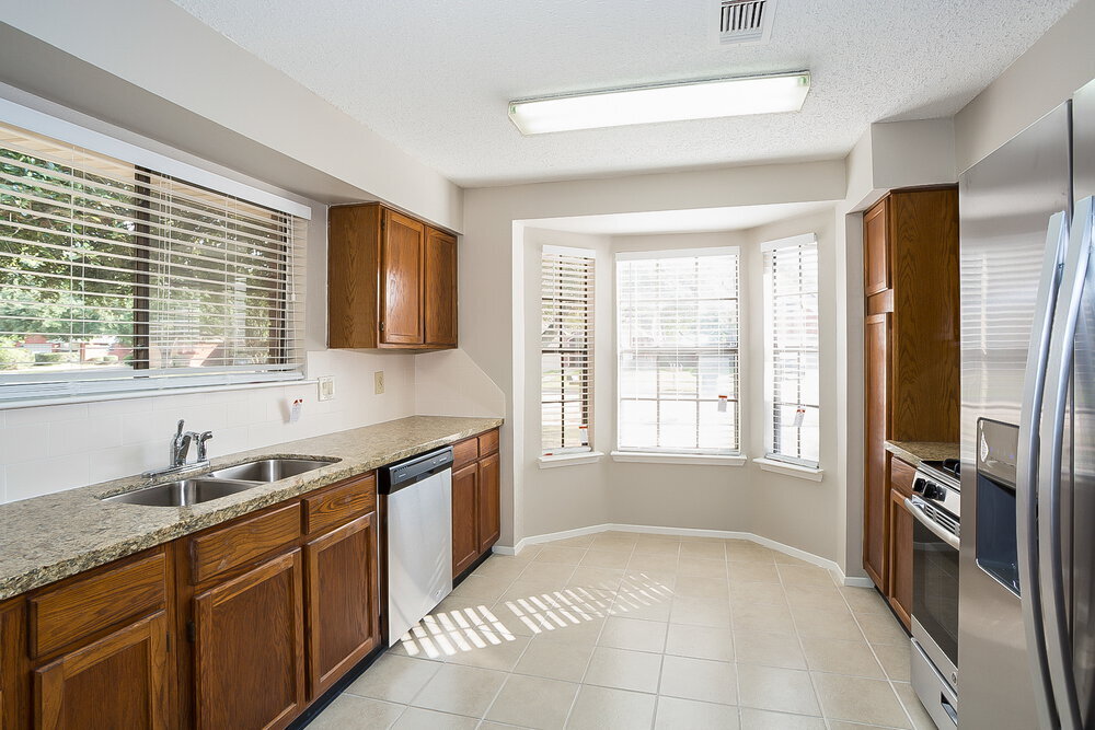 Building Photo - 24102 Scrivener Ln