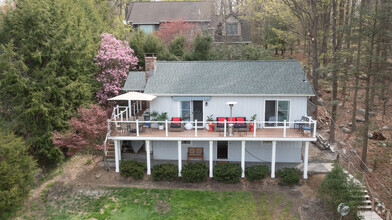 Building Photo - 5 Juniper Ln