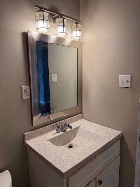 36 inch vanity - 522 Mariedale Dr