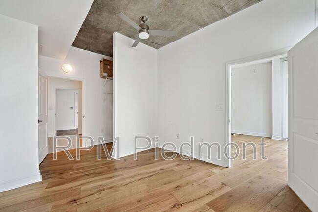 Building Photo - 44 Peachtree Pl NW