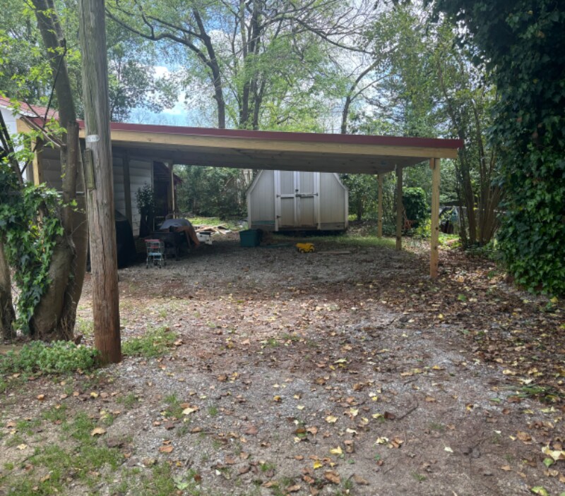 Building Photo - 206 Magazine St