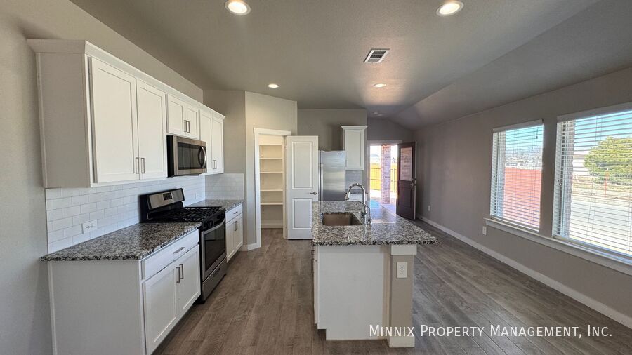 Building Photo - 4602 125th St