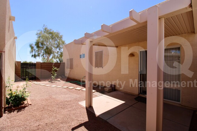 Building Photo - 2300 E Magma Rd