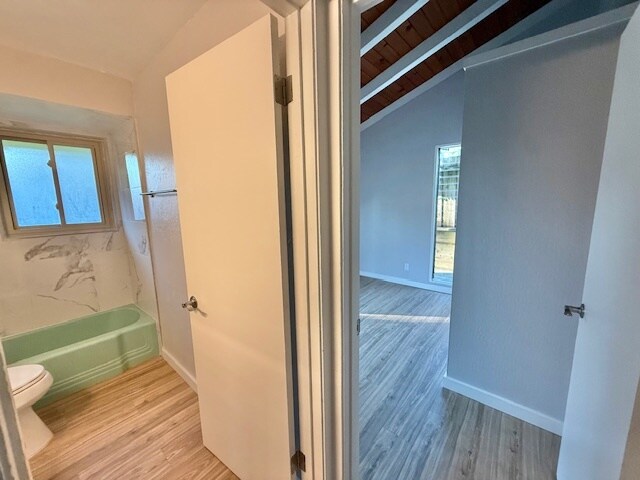 Building Photo - 914 Palma St