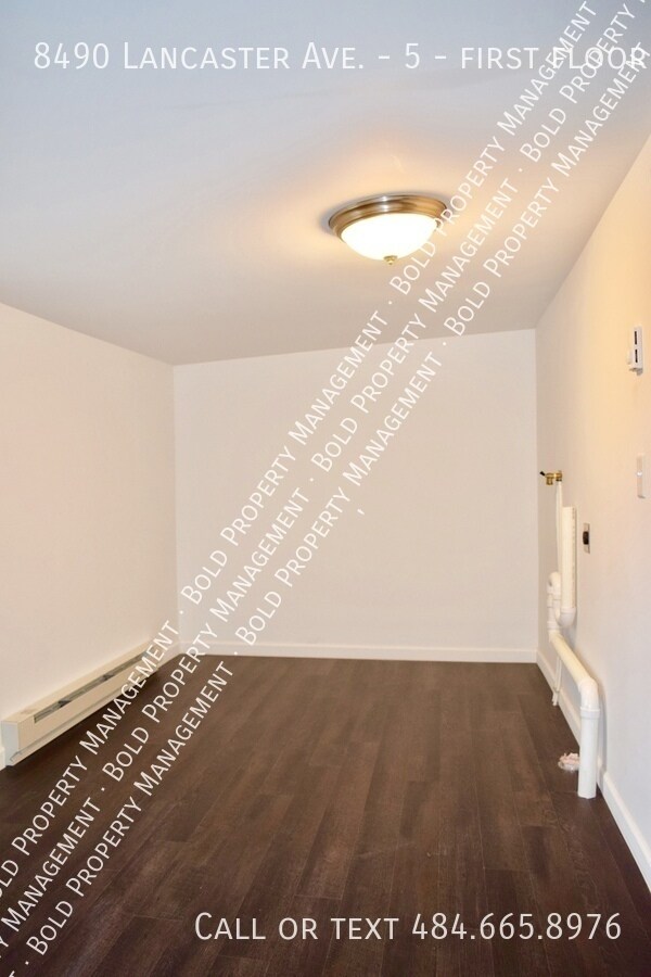 Building Photo - 8490 Lancaster Ave