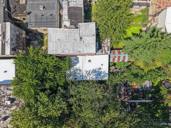 Building Photo - 414 Monastery Pl