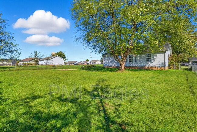 Building Photo - 112 Waterford Dr