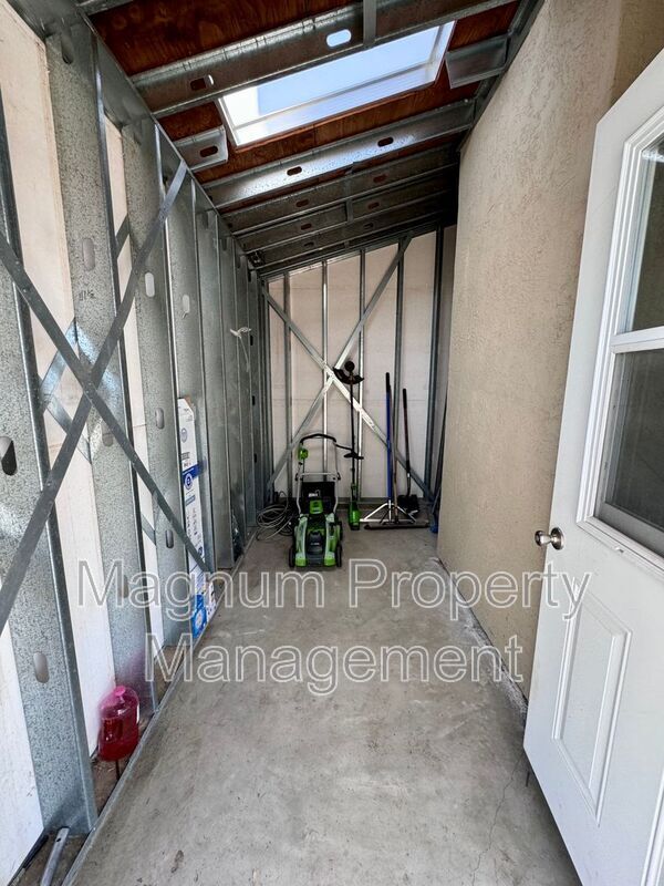 Building Photo - 24453 Jacarte Dr