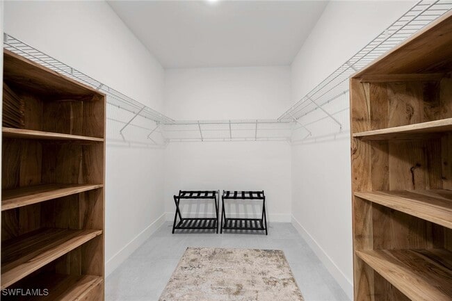 Building Photo - 26400 Coco Cay Cir