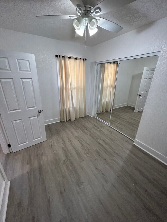 Building Photo - Quaint 3 Bedroom, 1 Bath Home in NW McMinnville