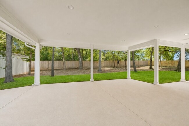 Building Photo - 5161 Lazy Ln